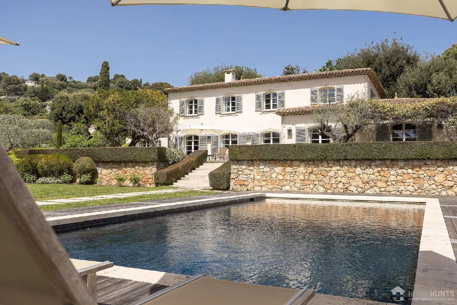  for sale villa La Colle-sur-Loup Alpes-Maritimes 2
