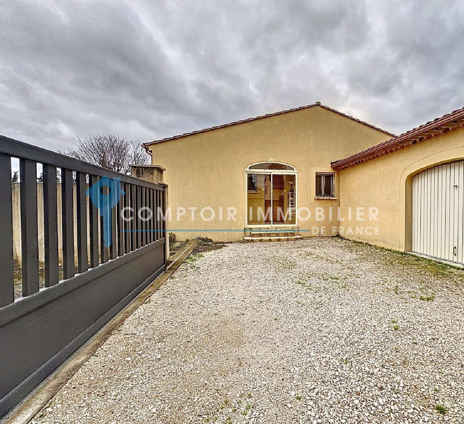  te koop villa Le Thor Vaucluse 3