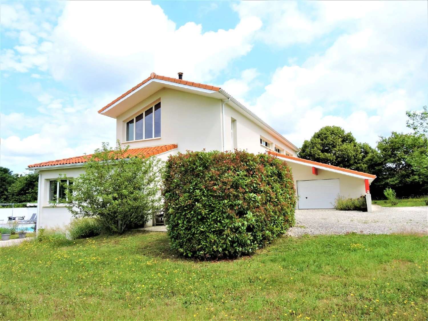  te koop villa Rouzède Charente 1