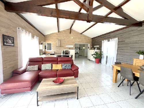 Saint-Jean-le-Priche Saône-et-Loire villa foto 7067337