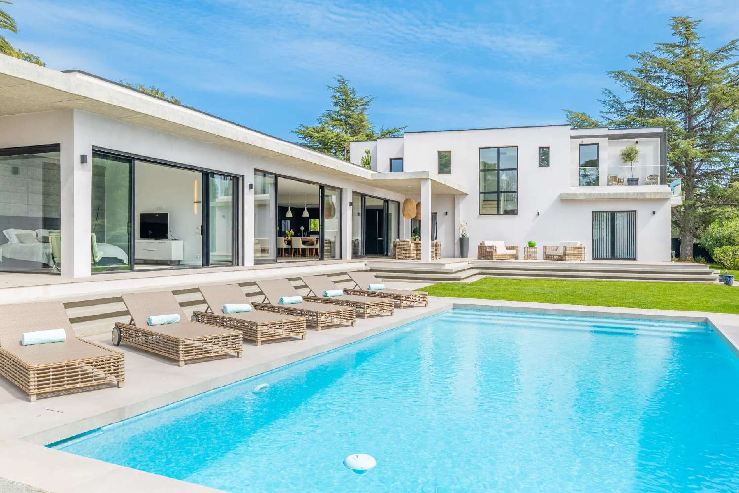  te koop villa Valbonne Alpes-Maritimes 1