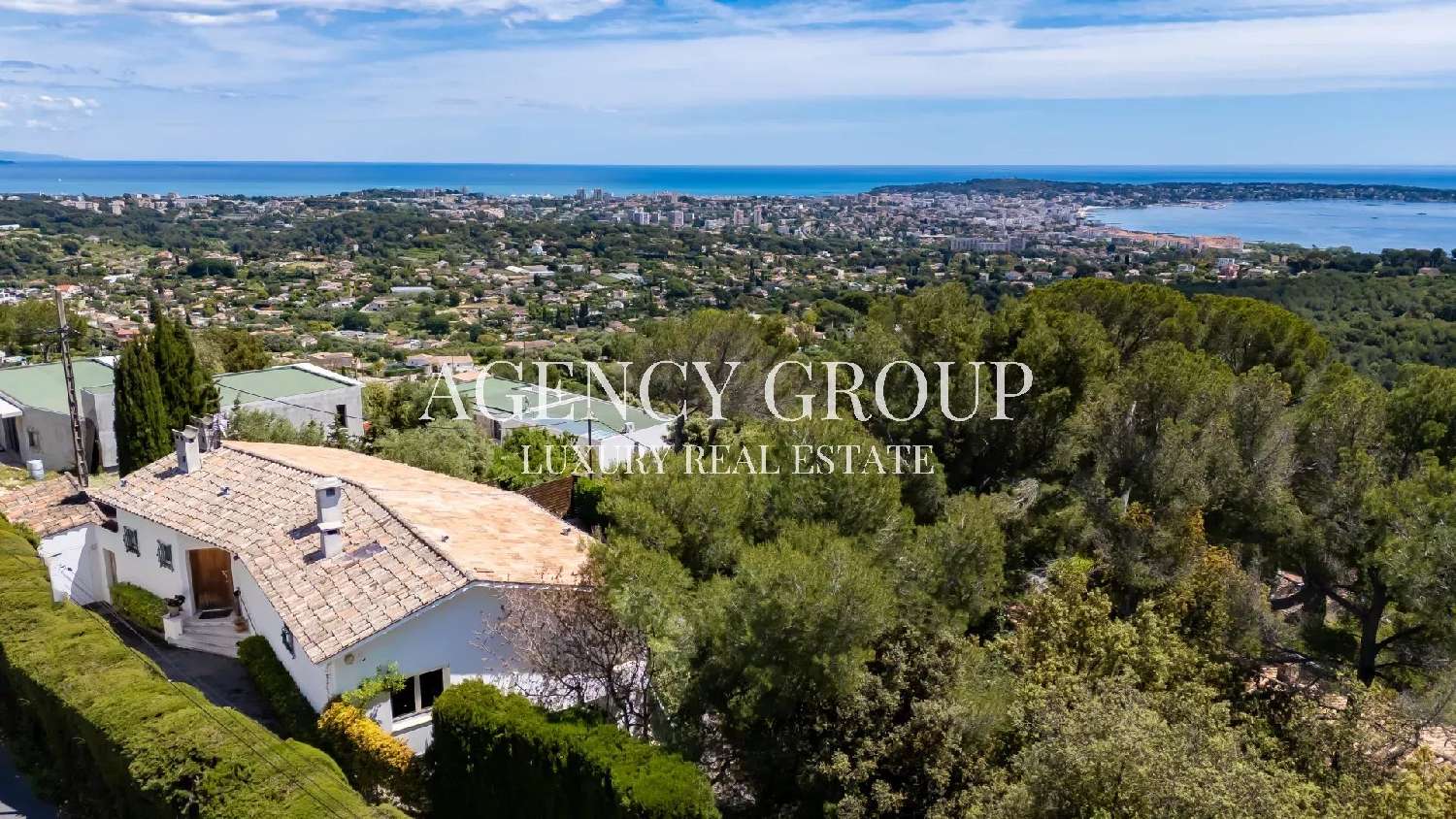  te koop villa Vallauris Alpes-Maritimes 1