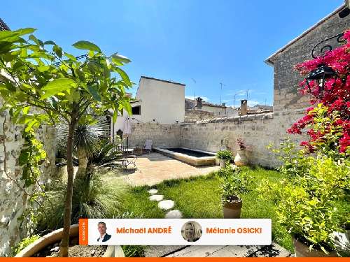 Aigues-Mortes Gard dorpshuis foto 7066039