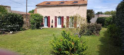 Coulonges-Thouarsais Deux-Sèvres Dorfhaus Bild 7061268