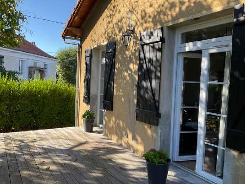 Issoire Puy-de-Dôme village house foto 7069350