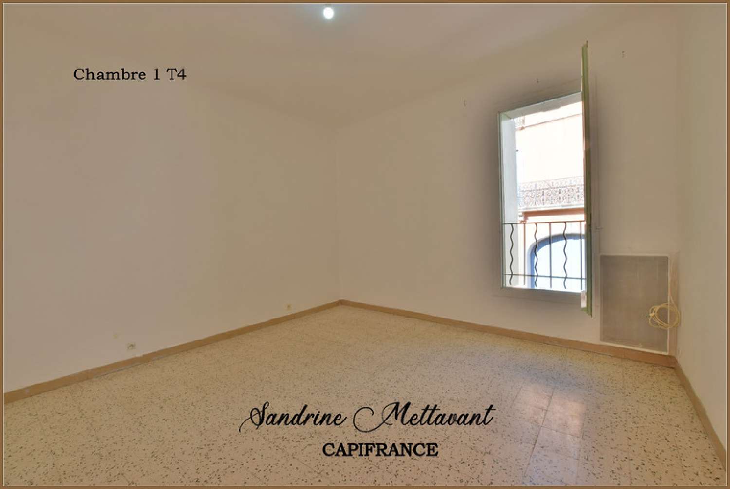  for sale village house Saint-Thibéry Hérault 3