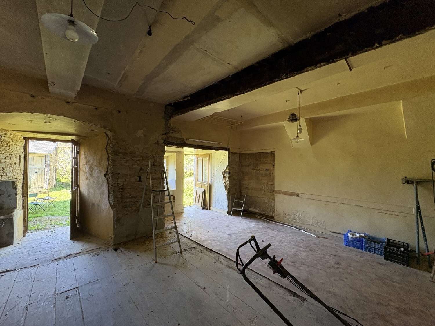  à vendre maison de village Saint-Yrieix-la-Perche Haute-Vienne 4