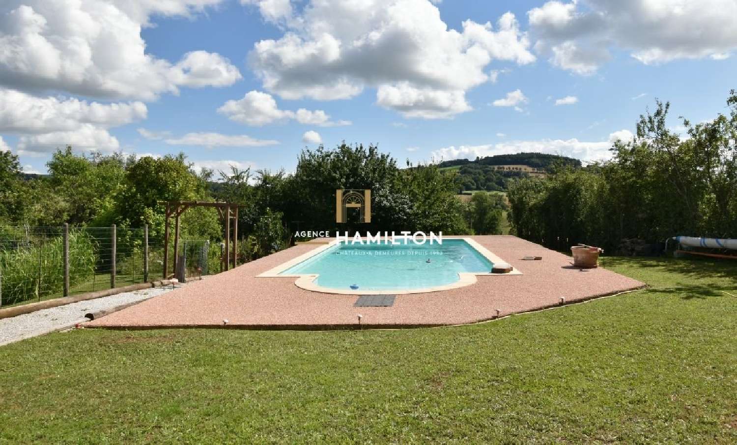  te koop dorpshuis Tanus Tarn 2