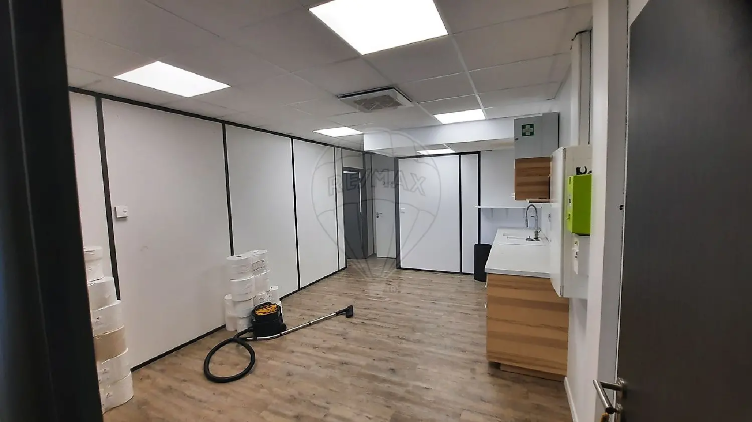  for sale office Mérignac Gironde 1