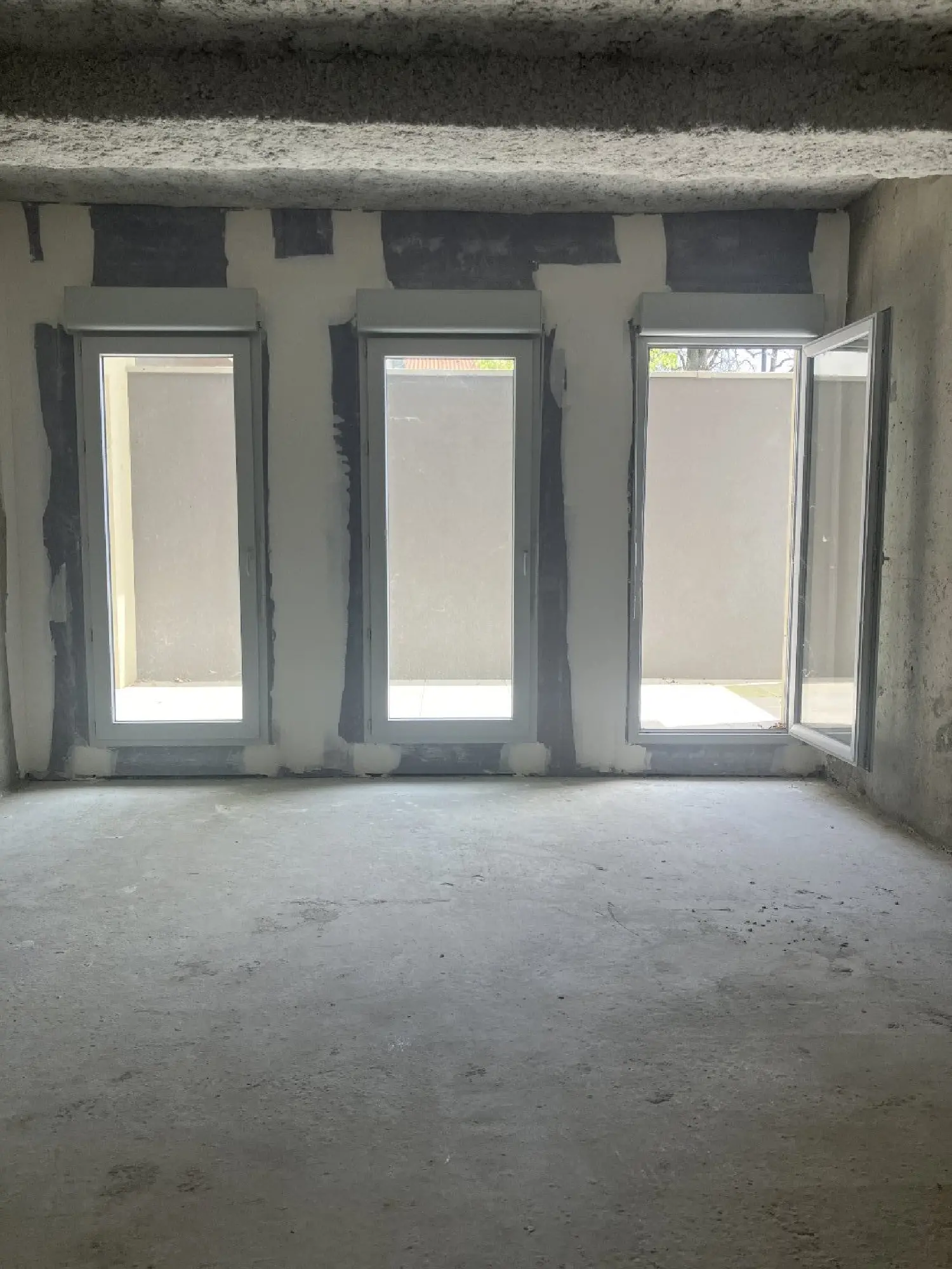 for sale office Saint-Bonnet-de-Mure Rhône 7