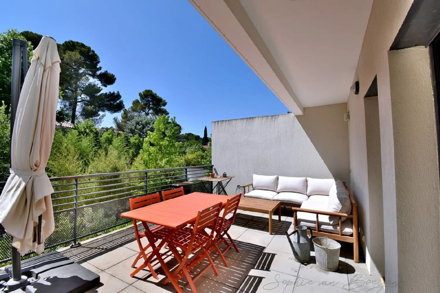  for sale apartment Aix-en-Provence Bouches-du-Rhône 2
