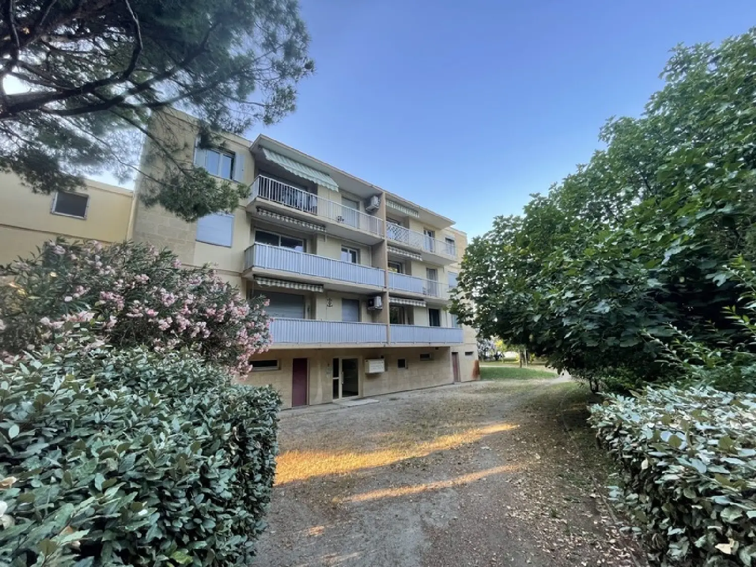  te koop appartement Arles Bouches-du-Rhône 5