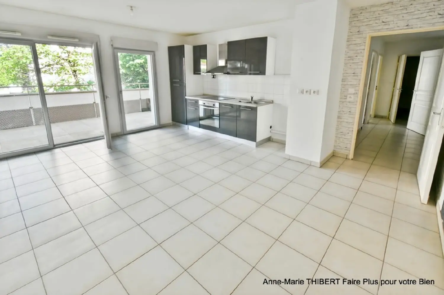  kaufen Wohnung/ Apartment Bron Rhône 3