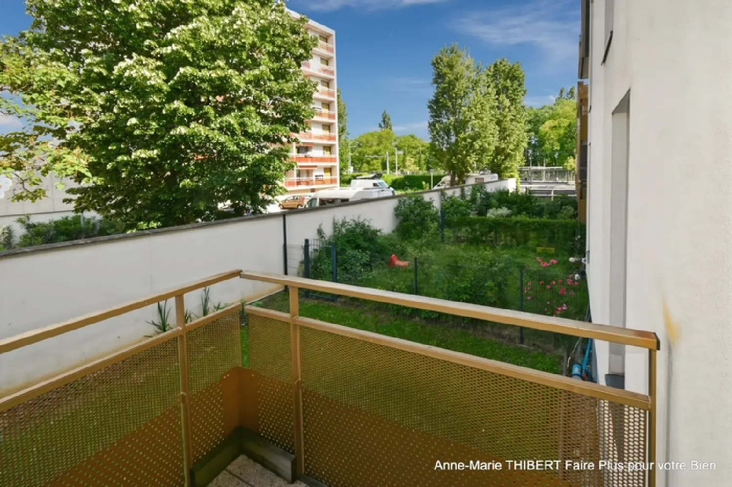  kaufen Wohnung/ Apartment Bron Rhône 4