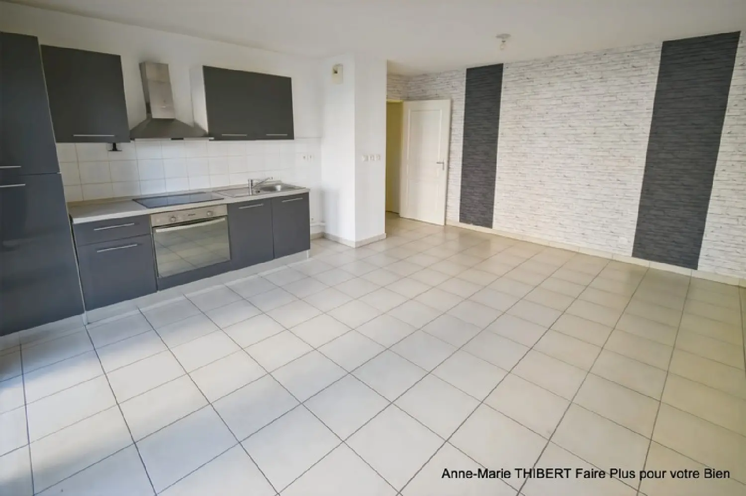  kaufen Wohnung/ Apartment Bron Rhône 5