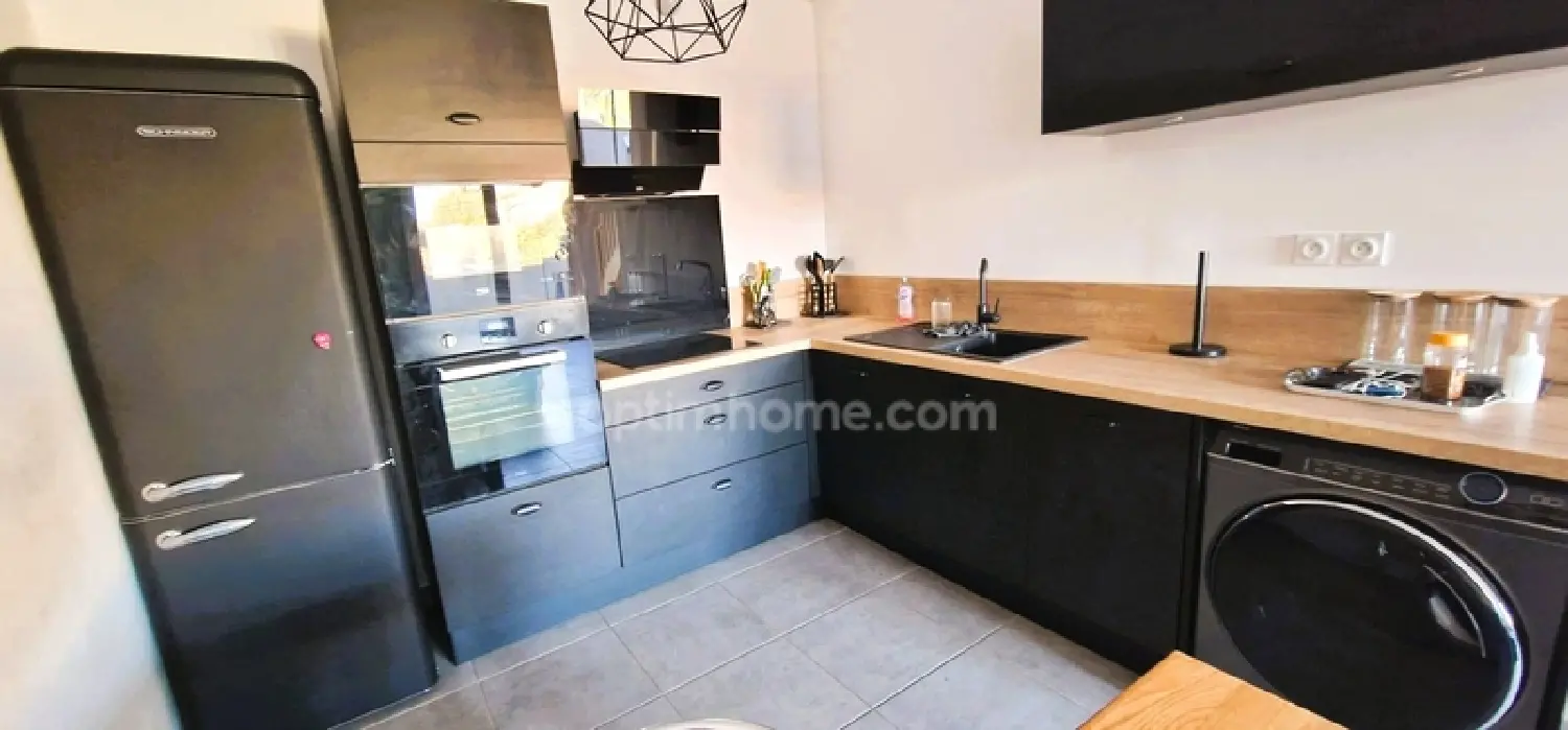  à vendre appartement Istres Bouches-du-Rhône 3