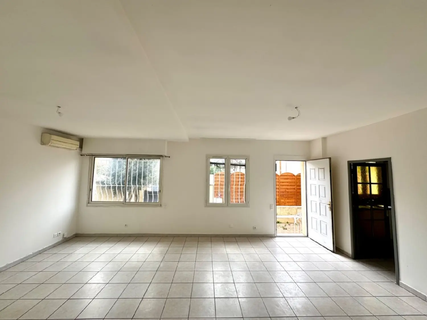  à vendre appartement La Panouse Bouches-du-Rhône 4