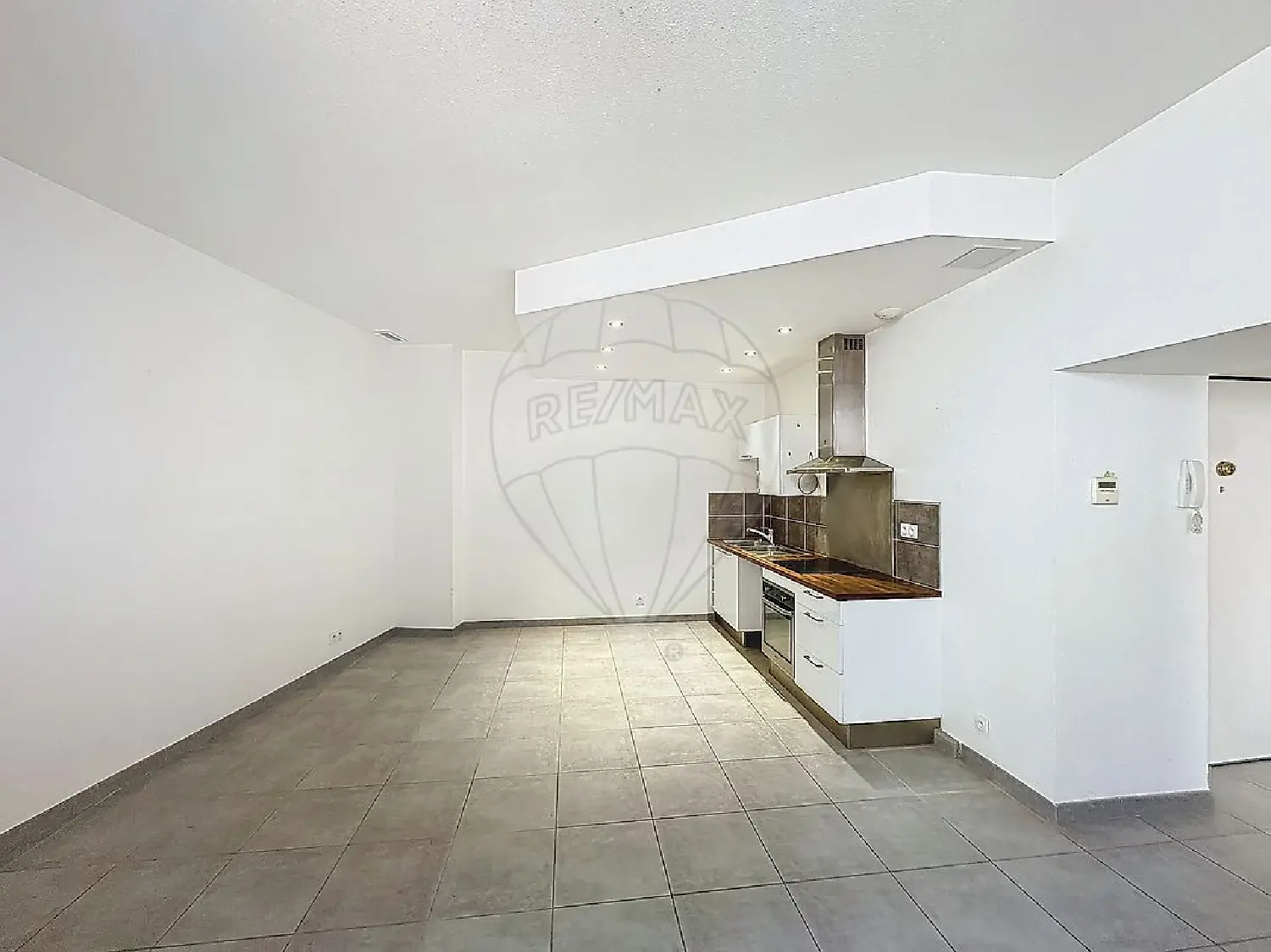  à vendre appartement Nîmes Gard 3
