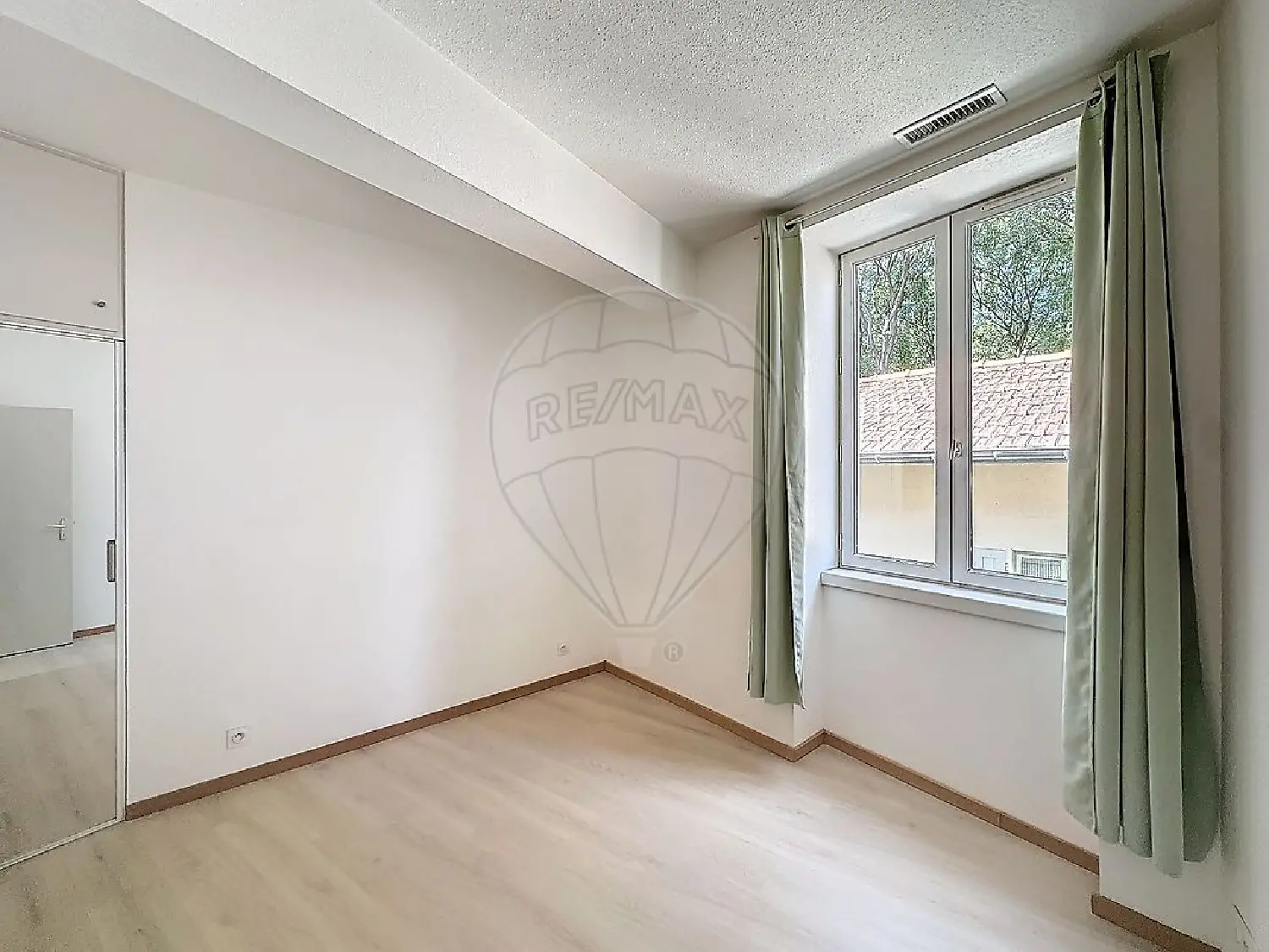  à vendre appartement Nîmes Gard 5