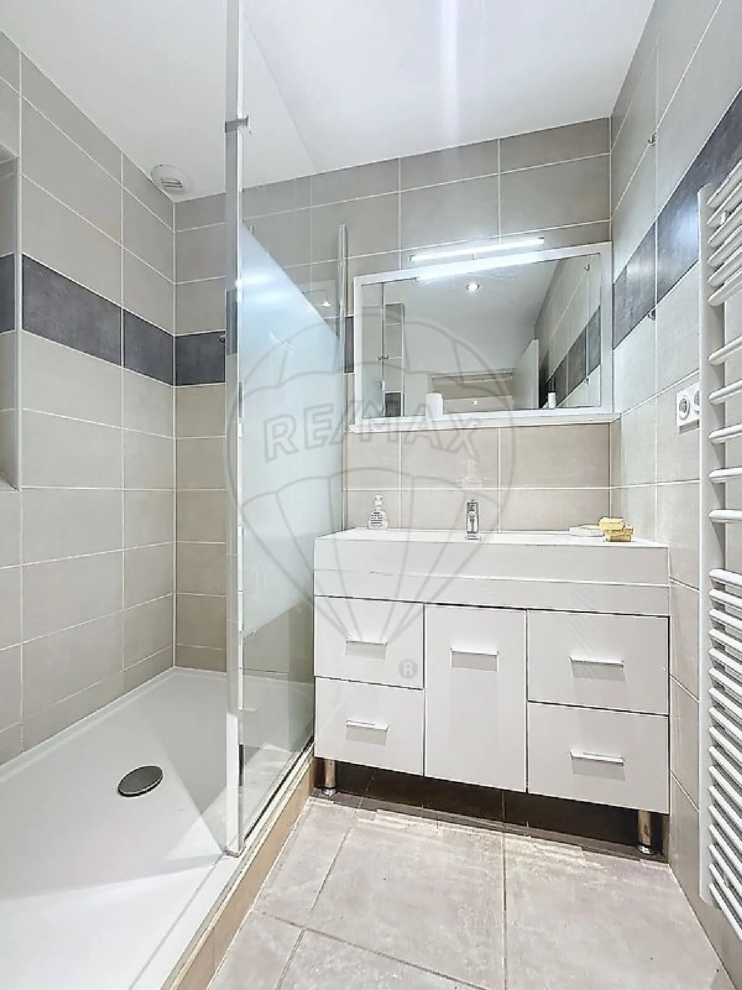  à vendre appartement Nîmes Gard 7