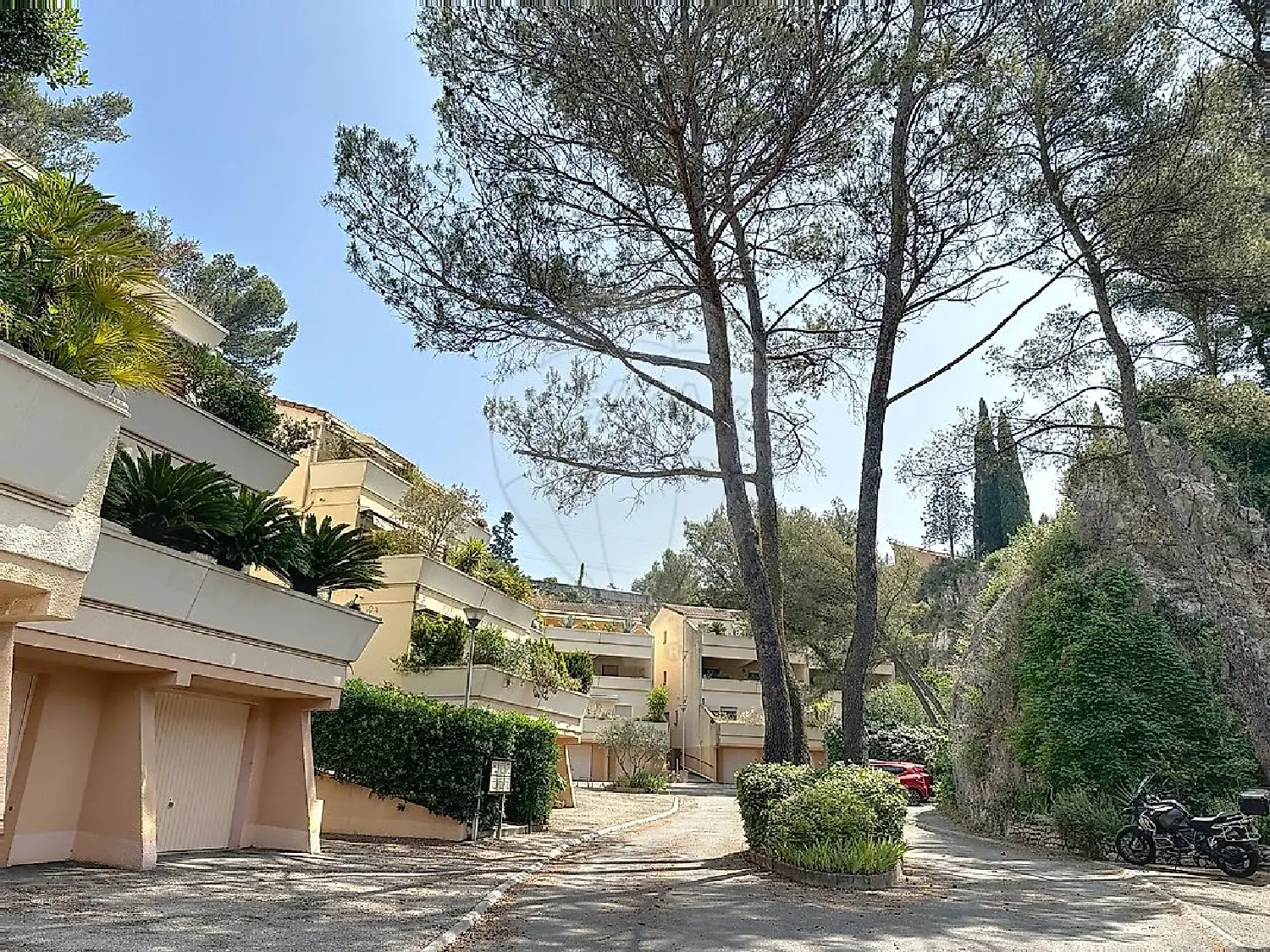  kaufen Wohnung/ Apartment Nîmes Gard 1