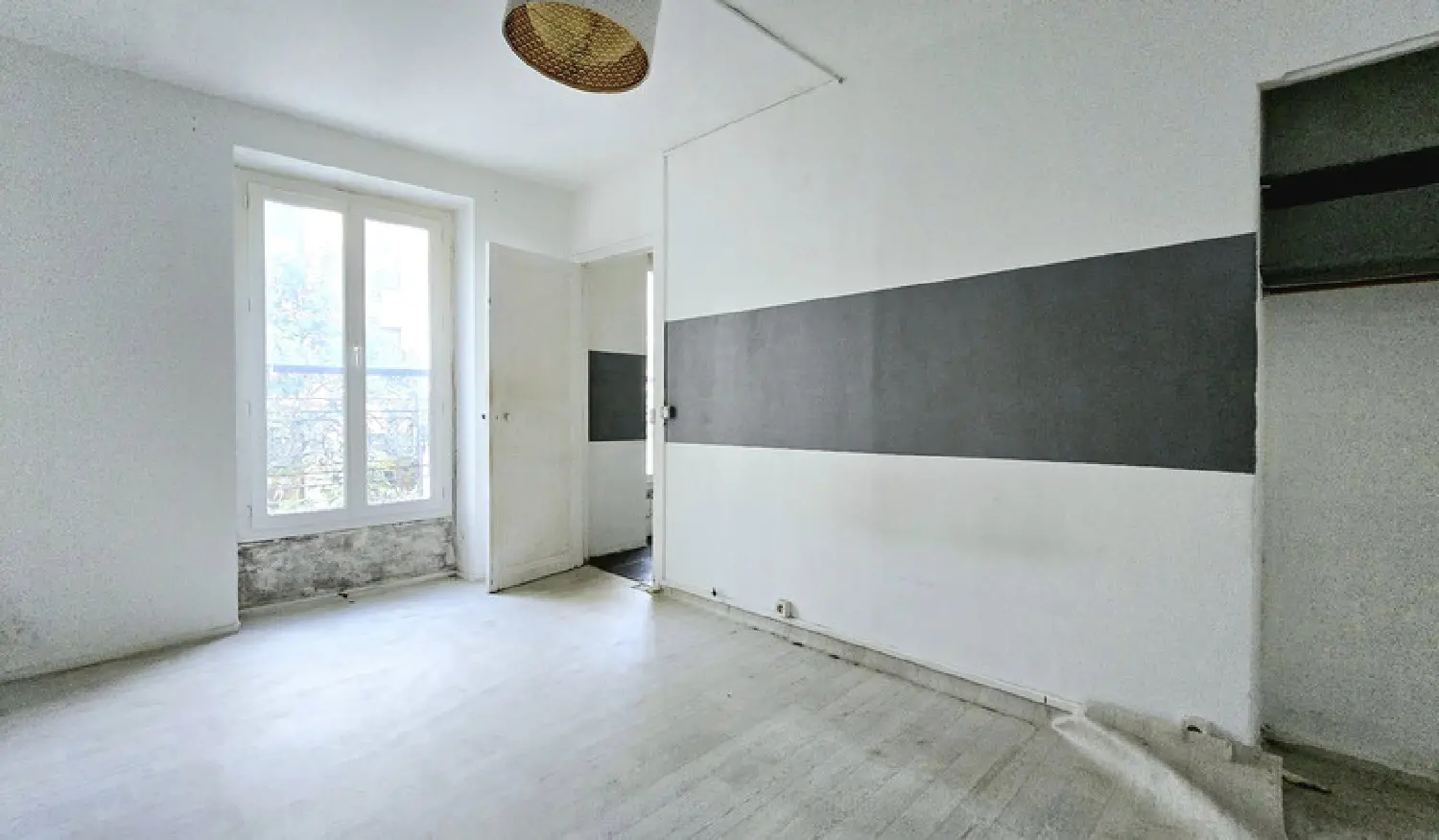  te koop appartement Paris 18e Arrondissement Parijs (Seine) 3
