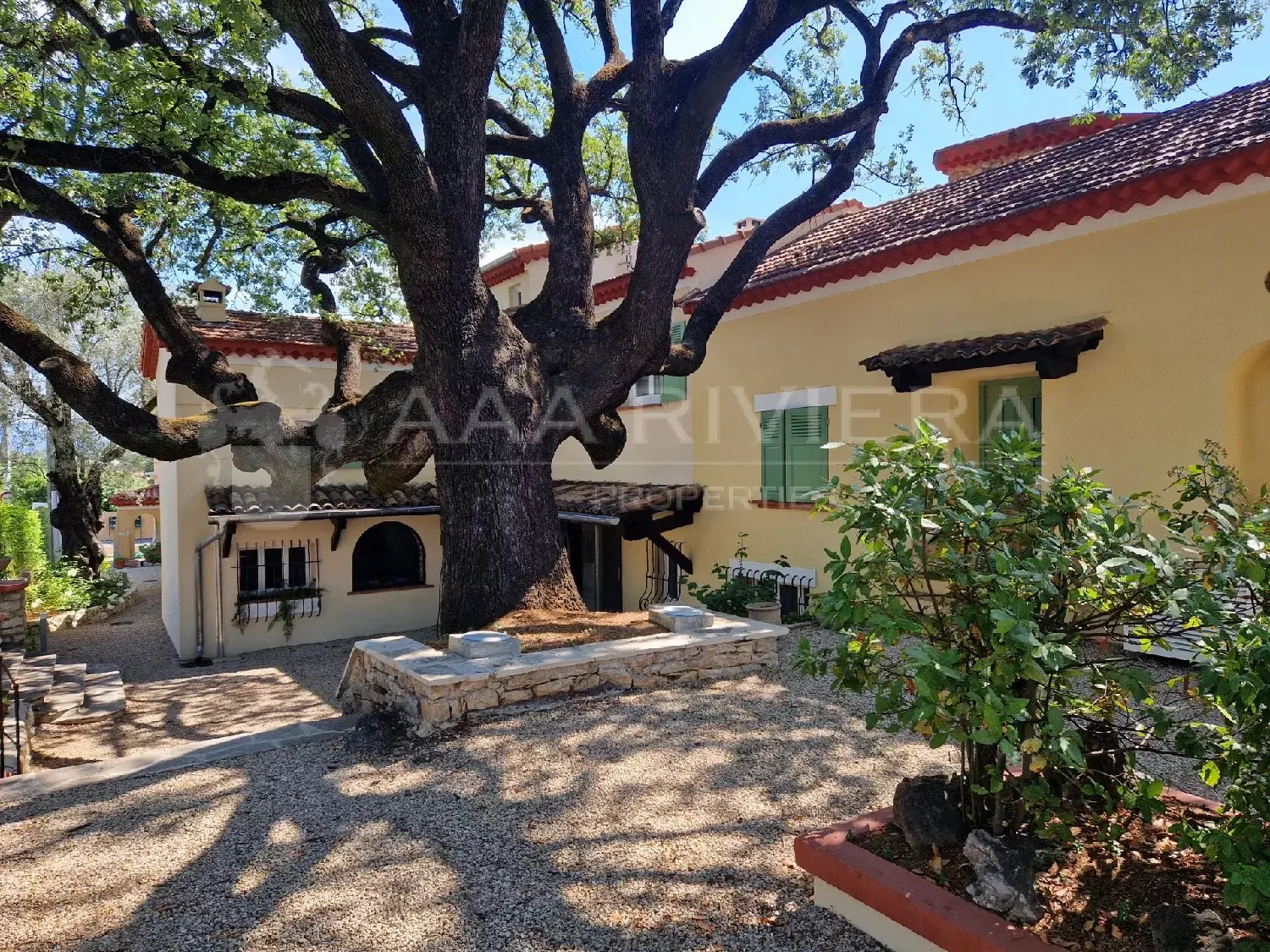  à vendre maison Roquefort-les-pins Alpes-Maritimes 8