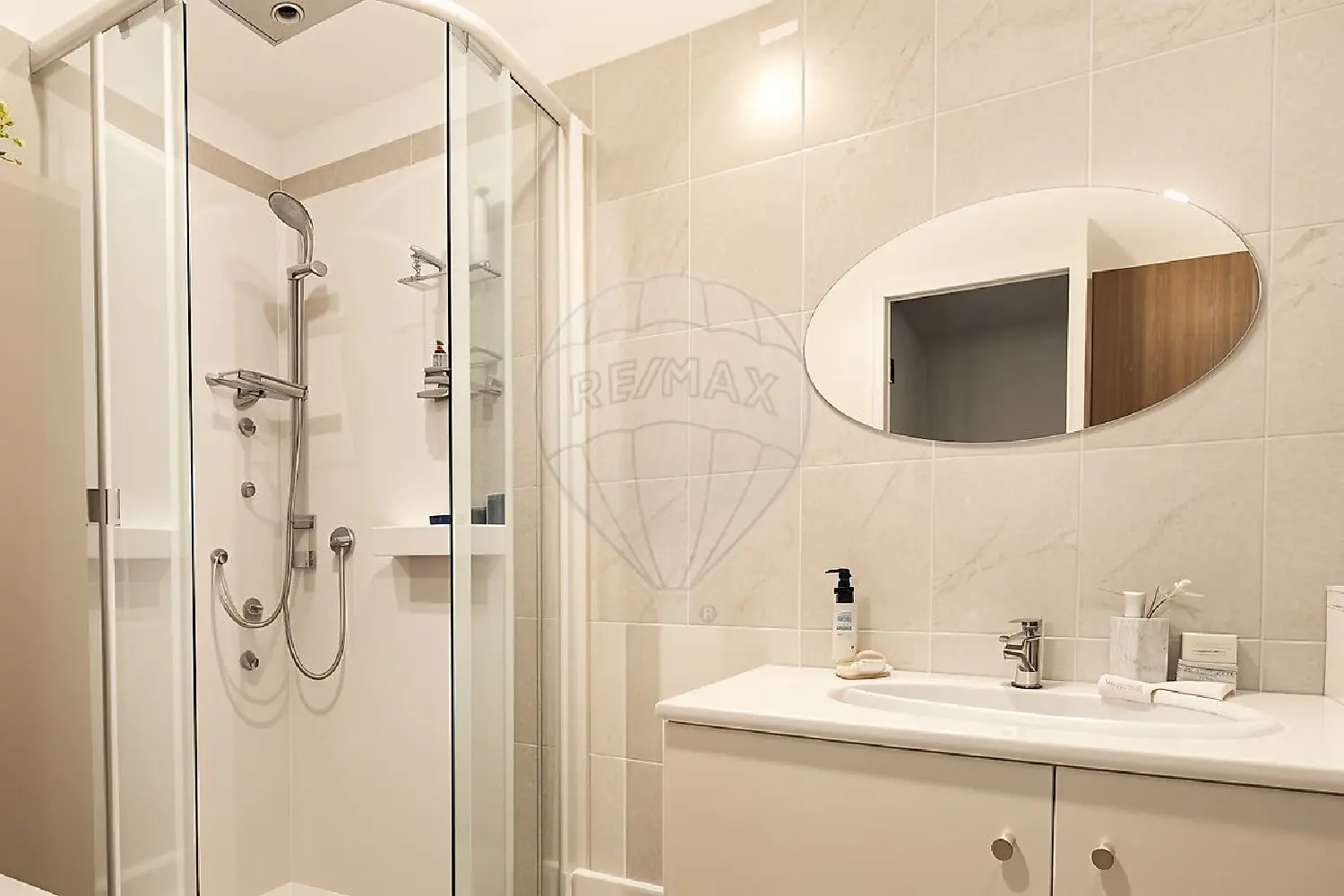 te koop appartement Saint-Palais-sur-Mer Charente-Maritime 7