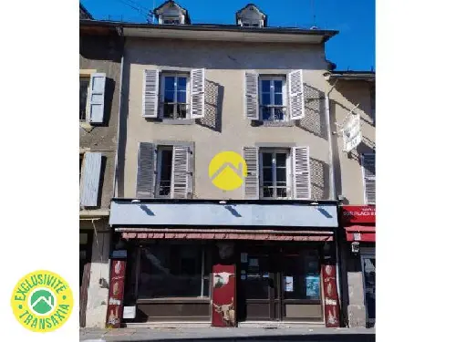 Vic-sur-Cère Cantal appartement foto