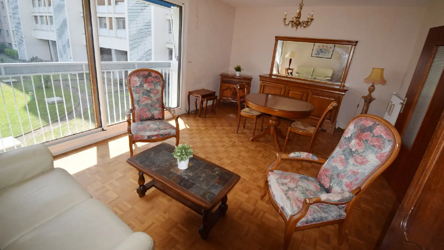  kaufen Wohnung/ Apartment Vichy Allier 2