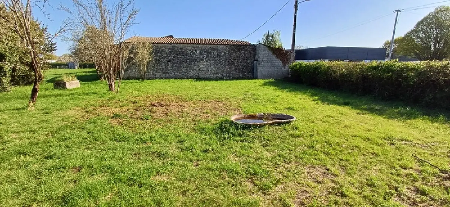  à vendre grange Bords Charente-Maritime 3