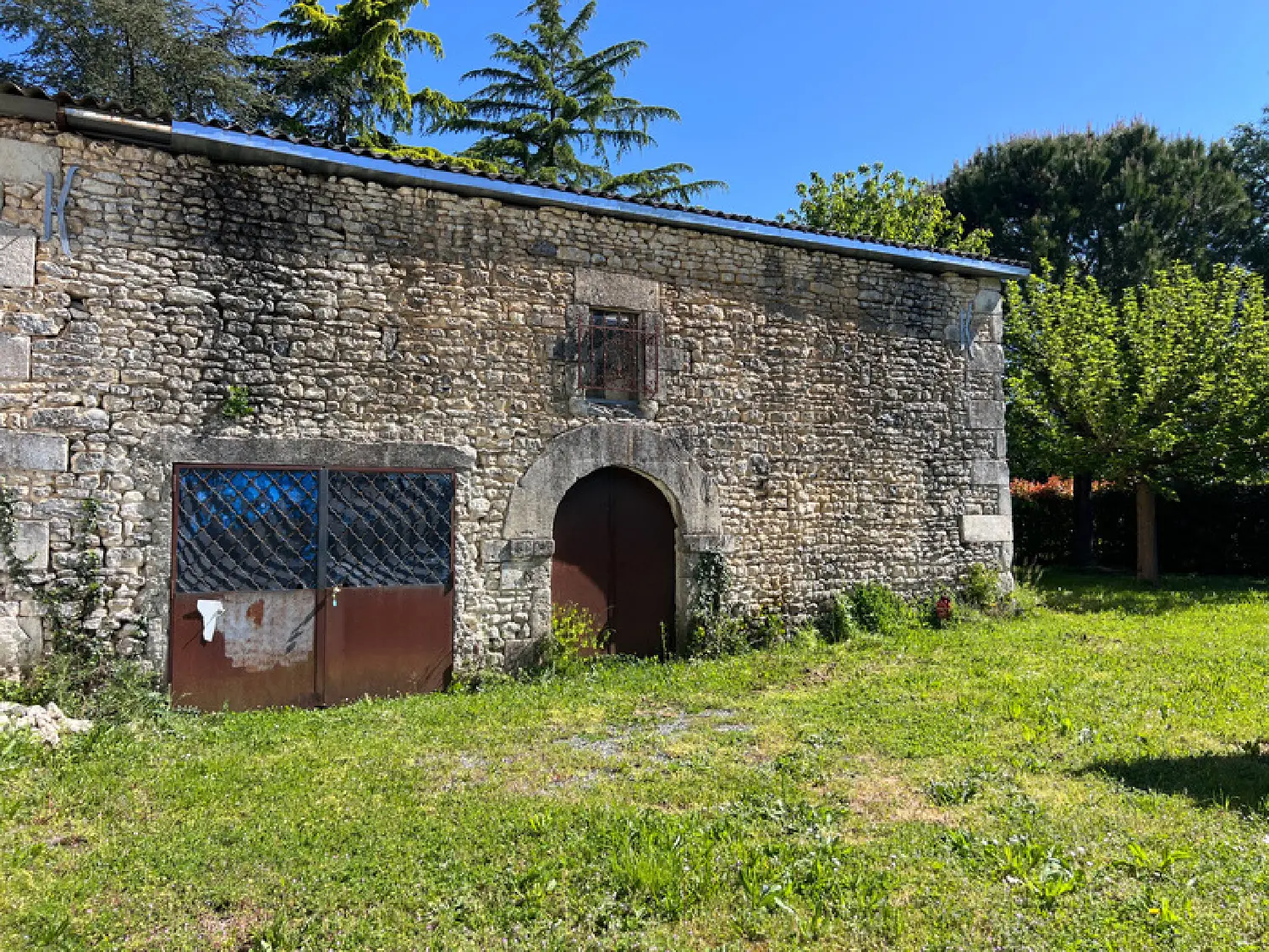  te koop schuur Chérac Charente-Maritime 3