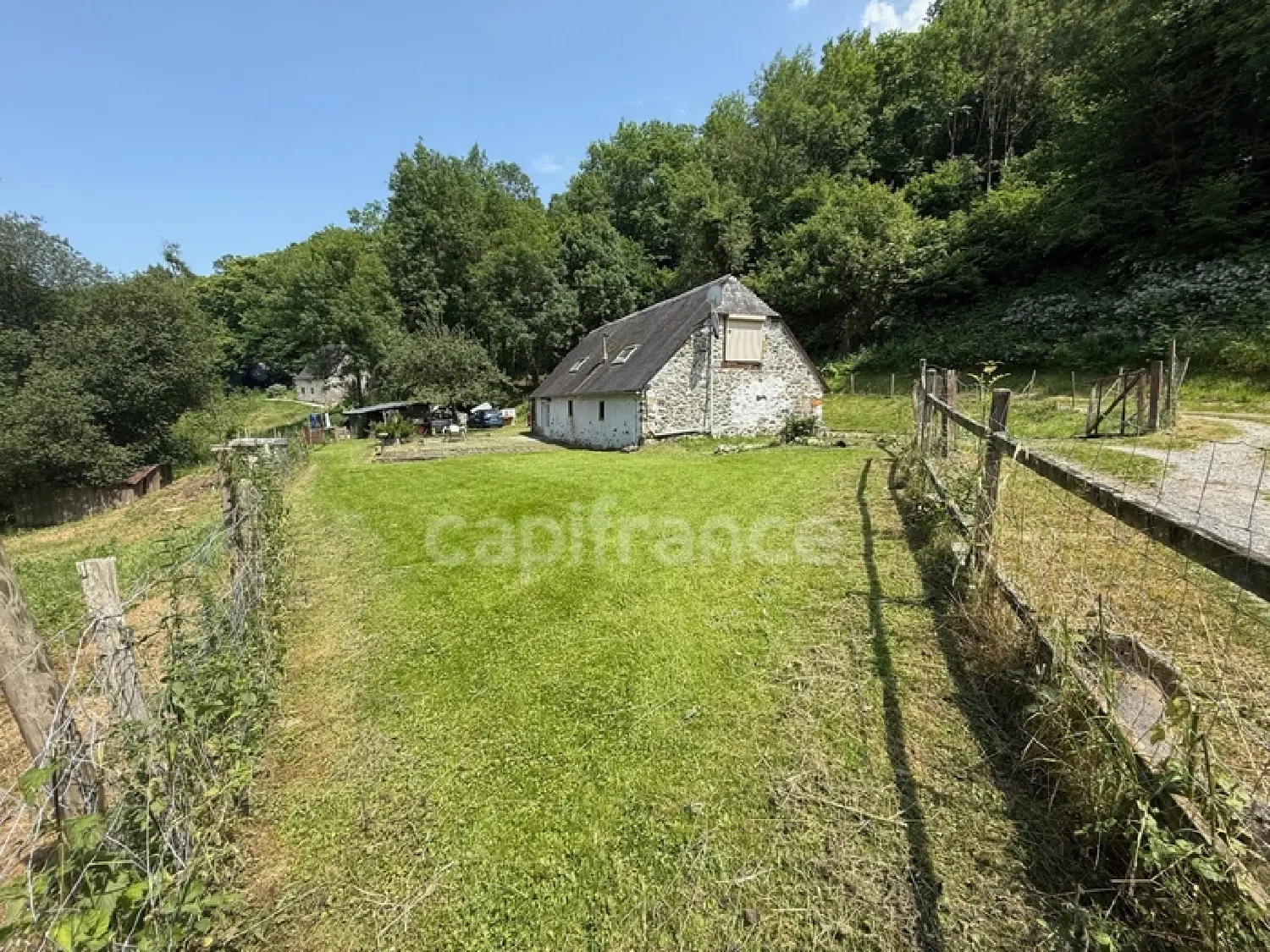  te koop schuur Ousté Hautes-Pyrénées 1