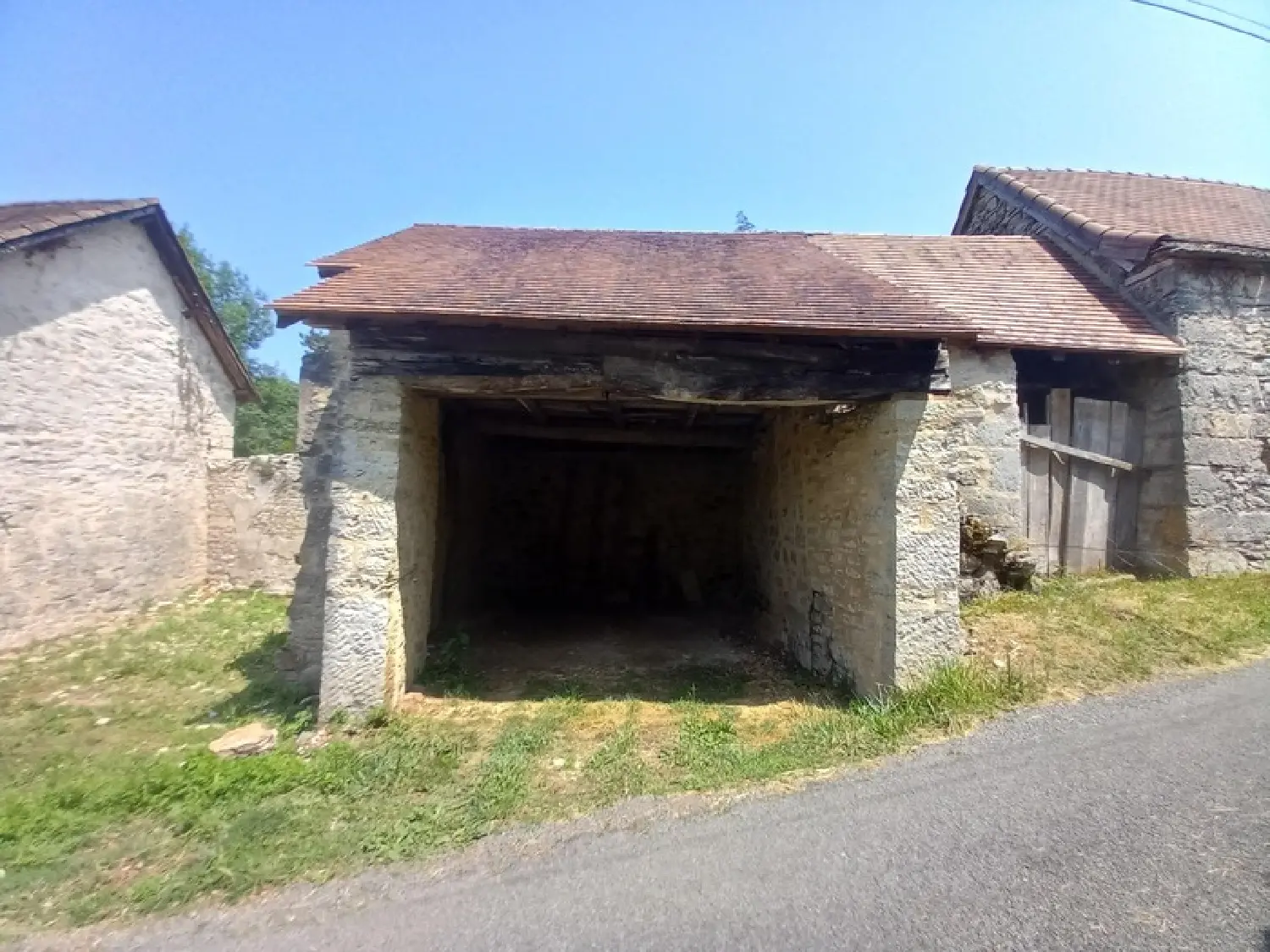  for sale barn Saujac Aveyron 3