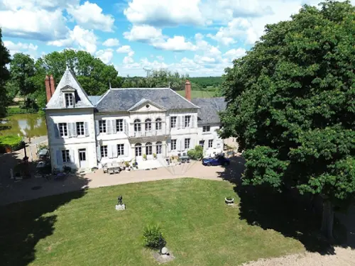 Nevers Nièvre Schloss Bild 7087426