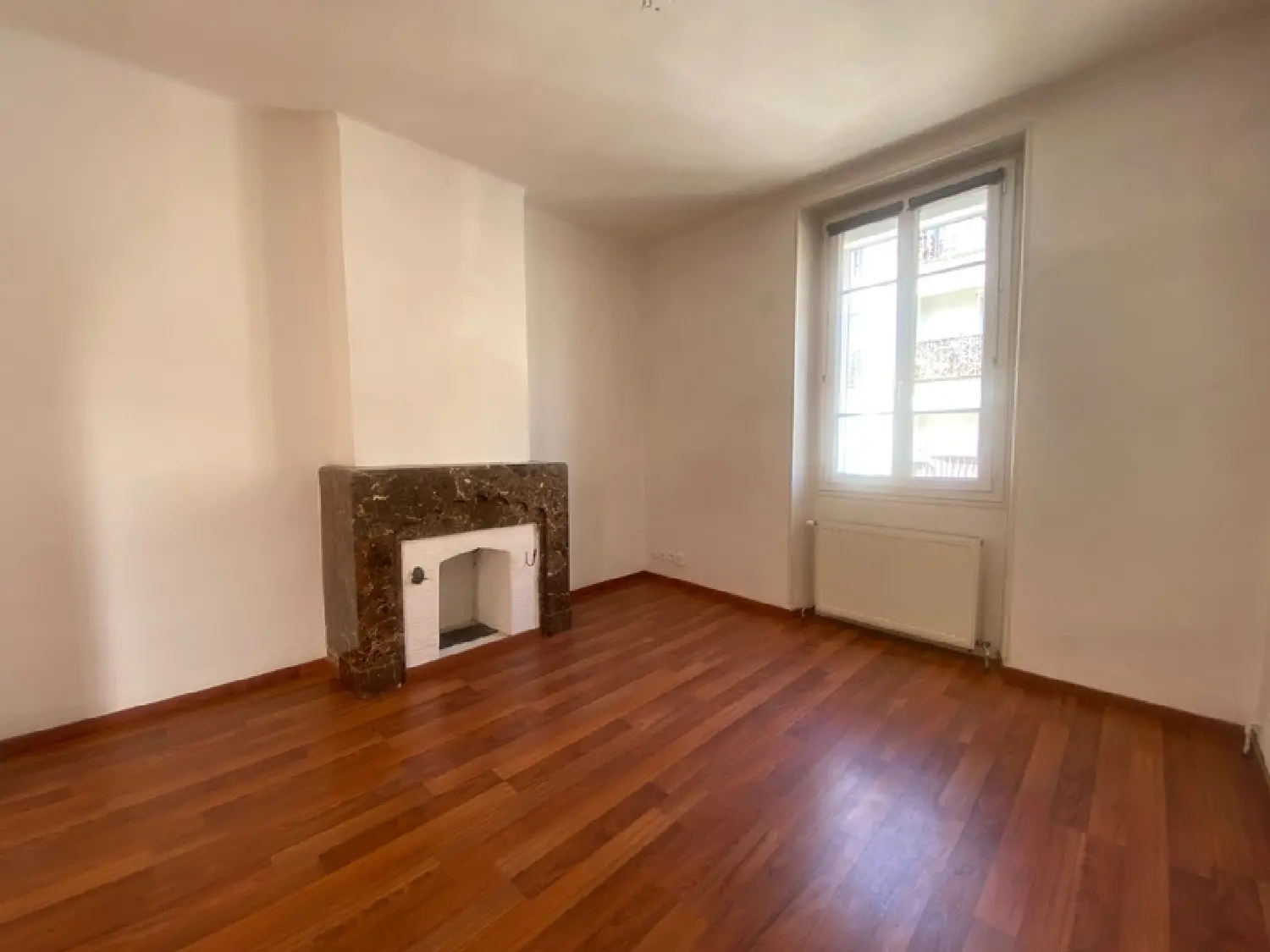  te koop stadshuis Alès Gard 6