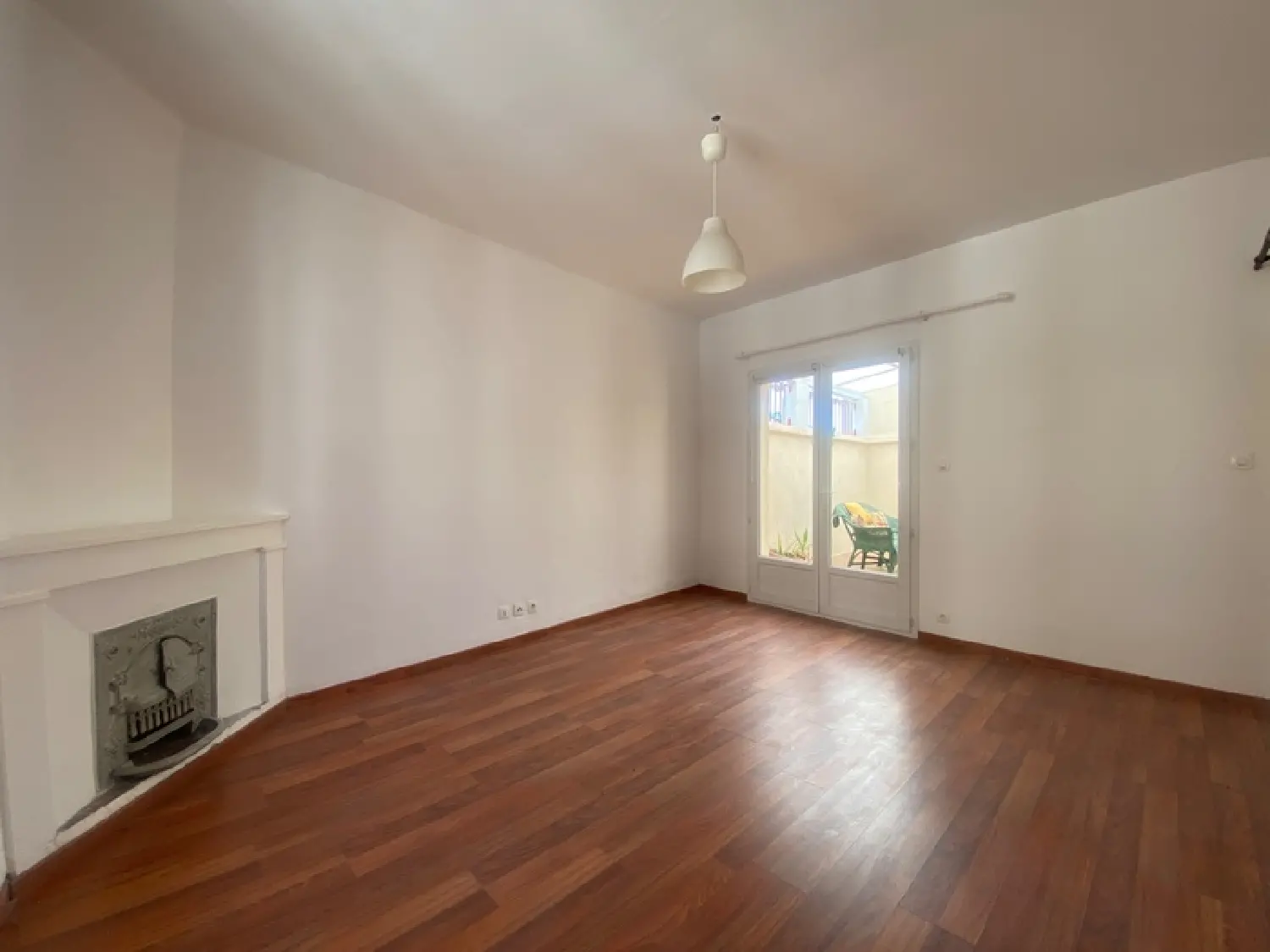  te koop stadshuis Alès Gard 7
