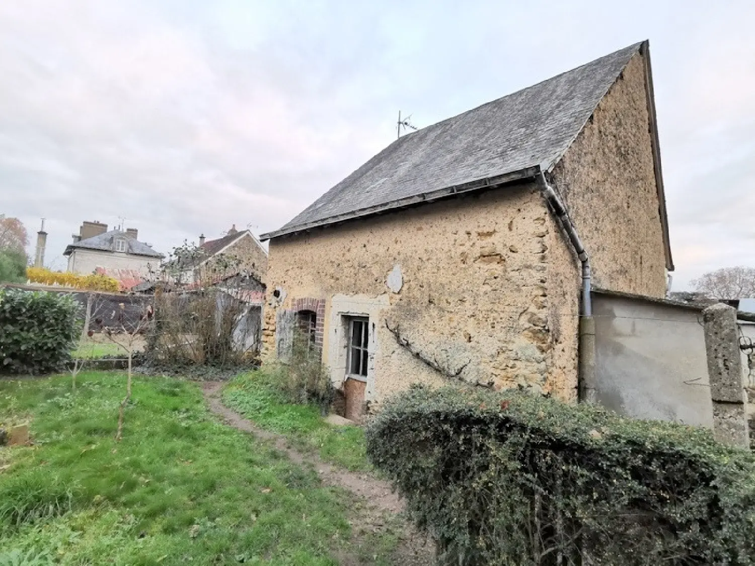  à vendre maison de ville Bessé-sur-Braye Sarthe 4