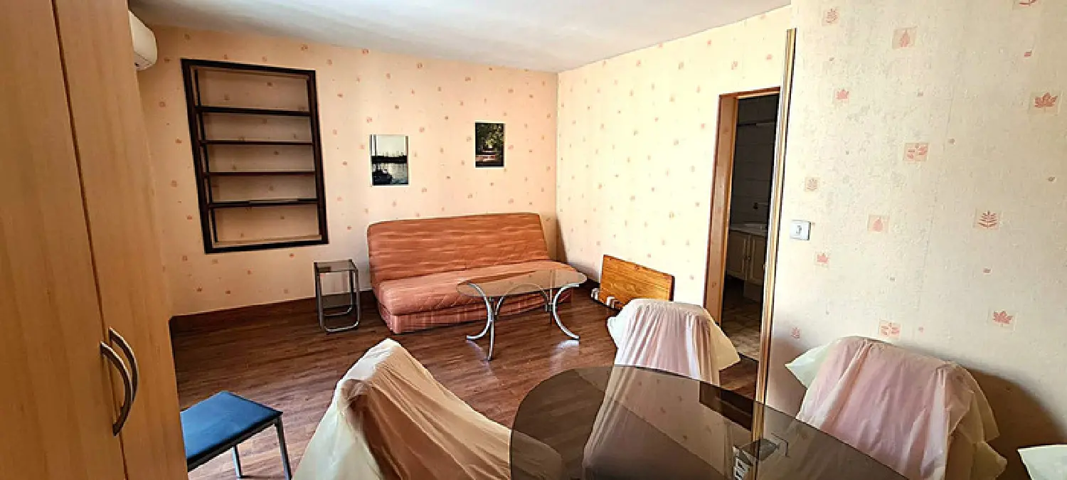  te koop stadshuis Brie-sous-Chalais Charente 3