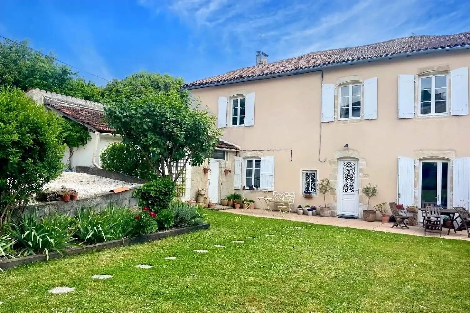  te koop stadshuis Chef-Boutonne Deux-Sèvres 1