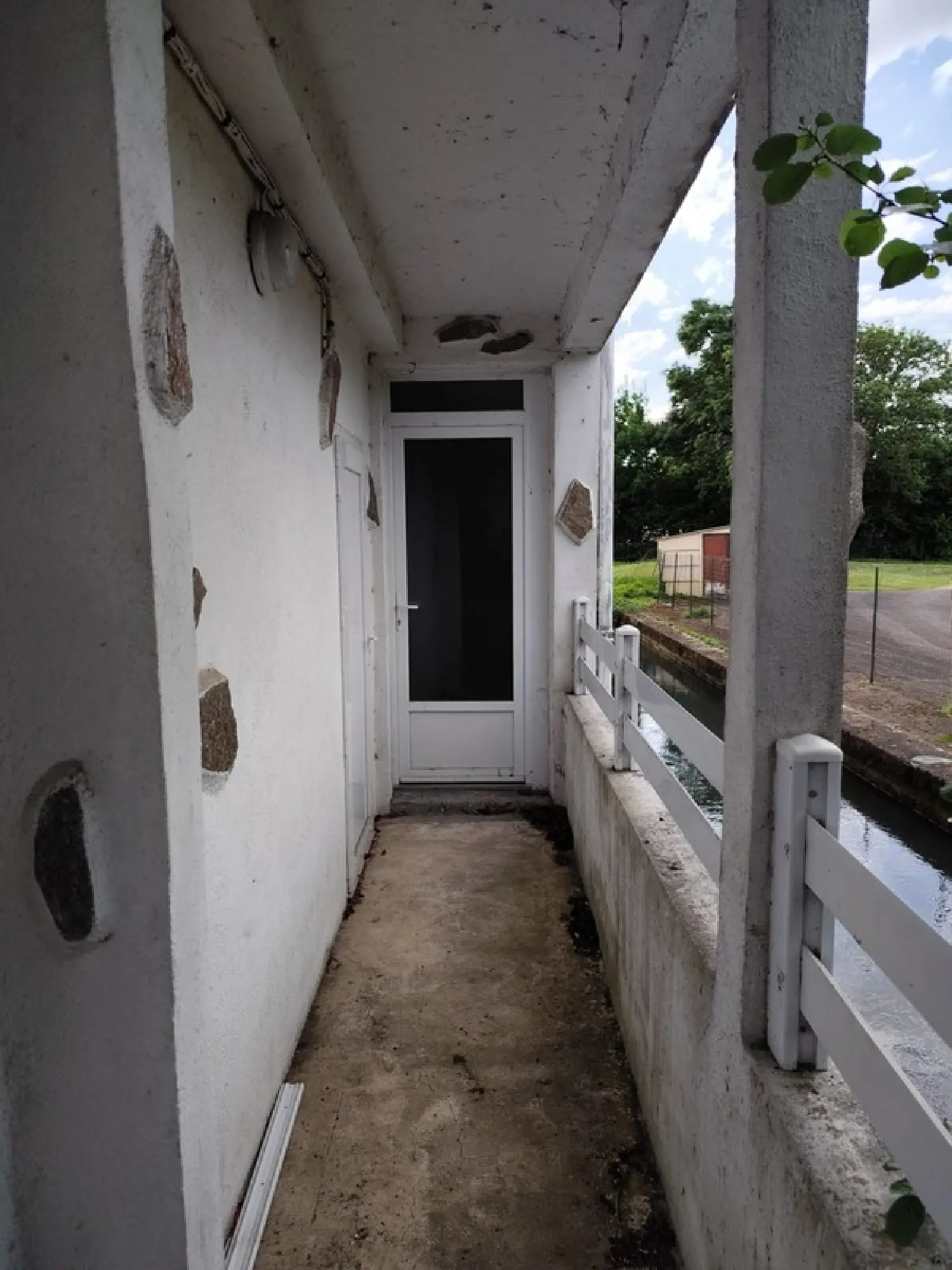  à vendre maison de ville Gond-Pontouvre Charente 8