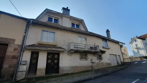 Luxeuil-les-Bains Haute-Saône Stadthaus Bild 7095398