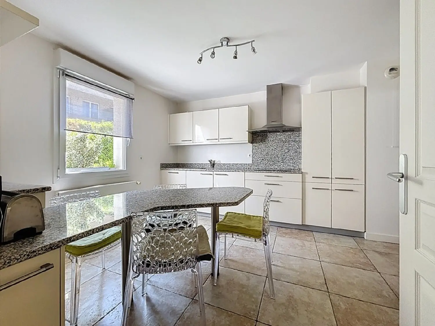  te koop stadshuis Reims Marne 4