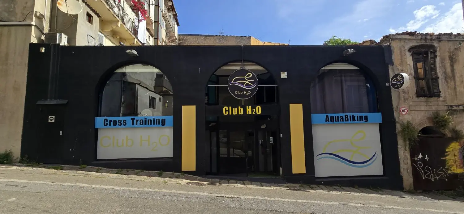 à vendre commerce Ajaccio Corse-du-Sud 1