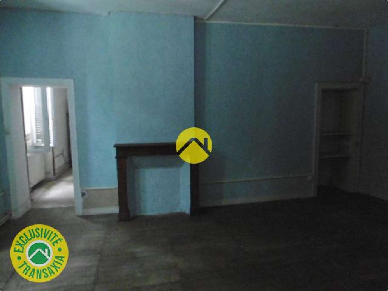  for sale commercial Bélâbre Indre 5