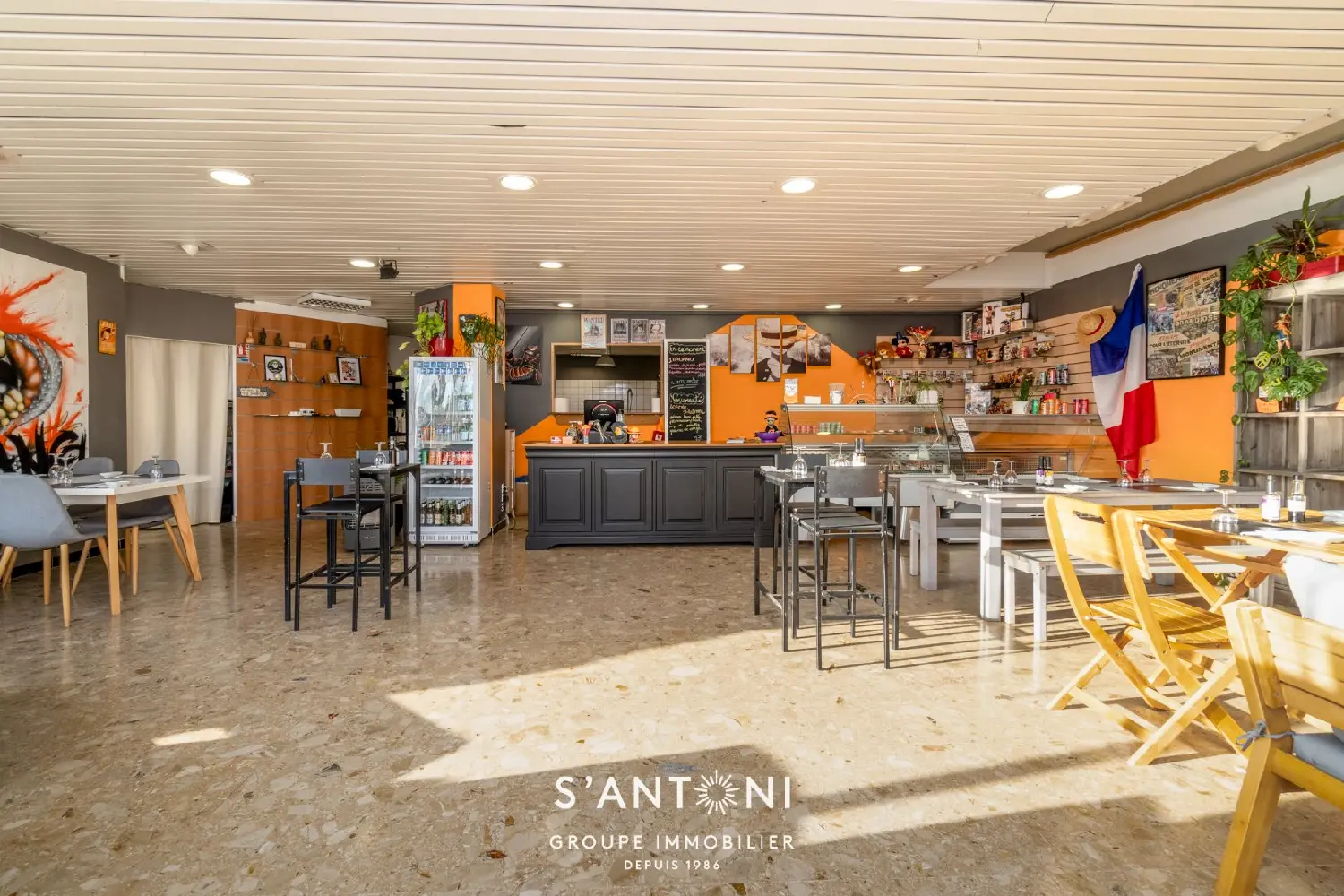 en venta local comercial Béziers Hérault 3
