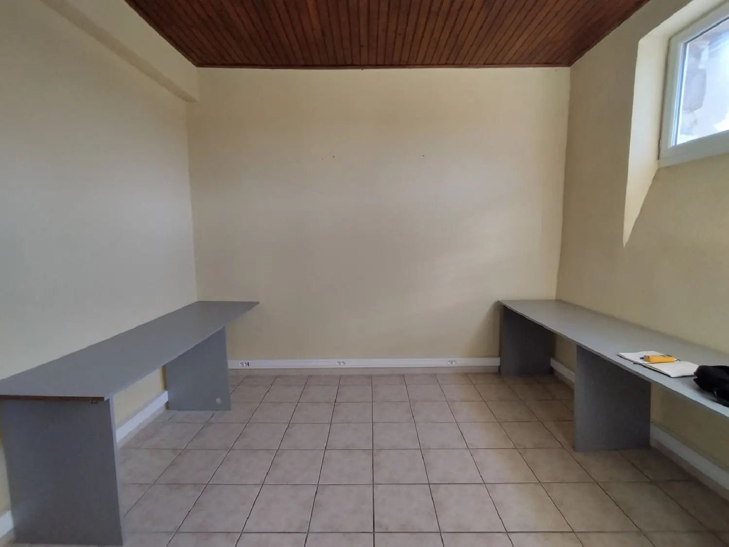 en venta local comercial Cahors Lot 2