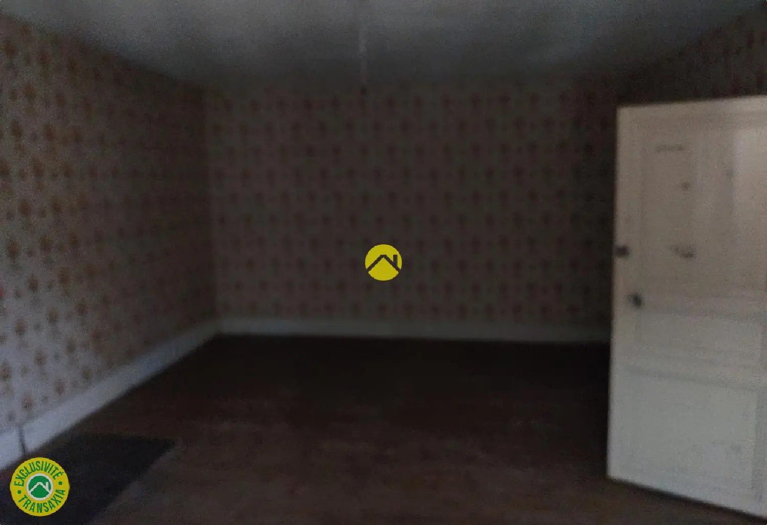  en venta local comercial Le Châtelet Cher 2