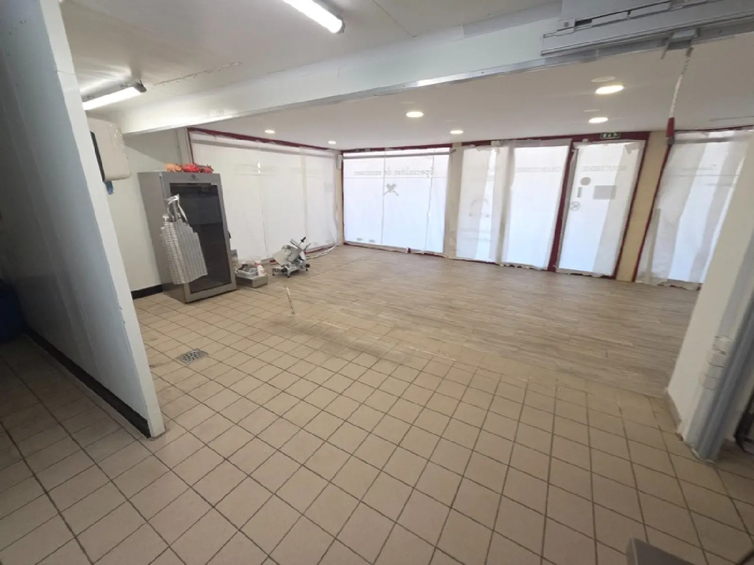  te koop bedrijfsruimte/ kantoor Méjannes-le-Clap Gard 8