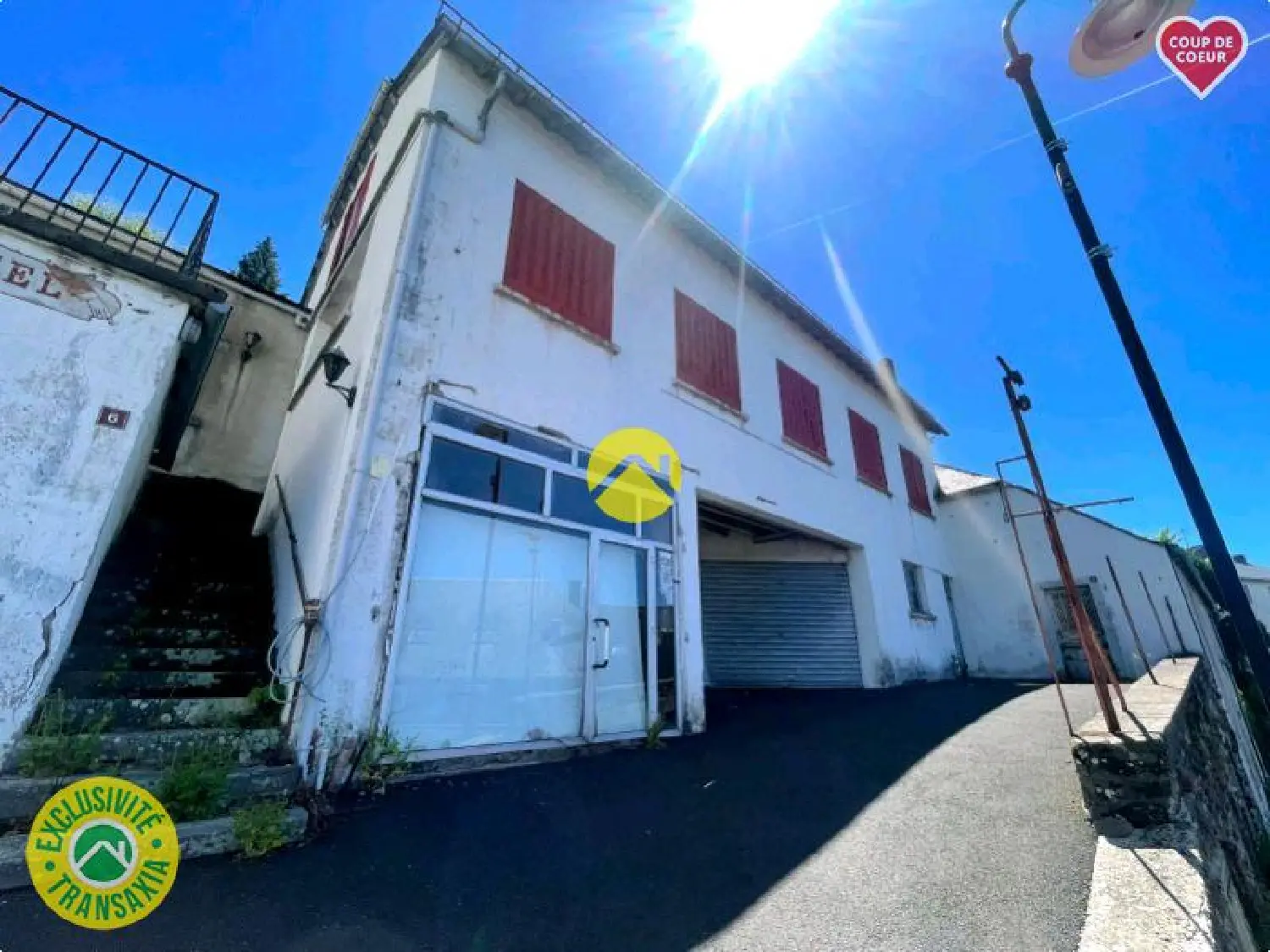  en venta local comercial Pierrefort Cantal 1